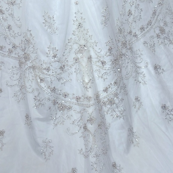 CASABLANCA l Fit and Flare Ivory Champagne Bridal Gown 1936 Style NWT Size 8* - Picture 8 of 12